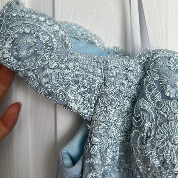 Prom dress or bridesmaid dress- Paris blue - Picture 4 of 12